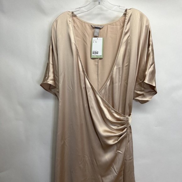 H&M Womens Satin Wrap Dress Size XL Champagne Short Sleeve Special Occasion New - Picture 4 of 7